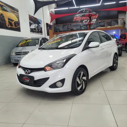 HYUNDAI HB20S 1.6 COMFORT PLUS 16V FLEX 4P AUTOMÁTICO