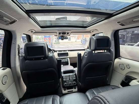 LAND ROVER-RANGE ROVER VOGUE-4.4 SE SDV8 4X4 TURBO DIESEL 4P AUTOMÁTICO LAND ROVER-RANGE ROVER VOGUE-2013