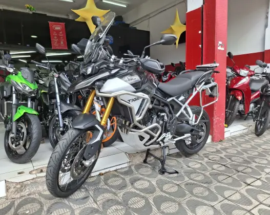 TRIUMPH TIGER 900 RALLY PRO 