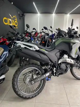 YAMAHA-XTZ 250 LANDER CONNECTED-2025