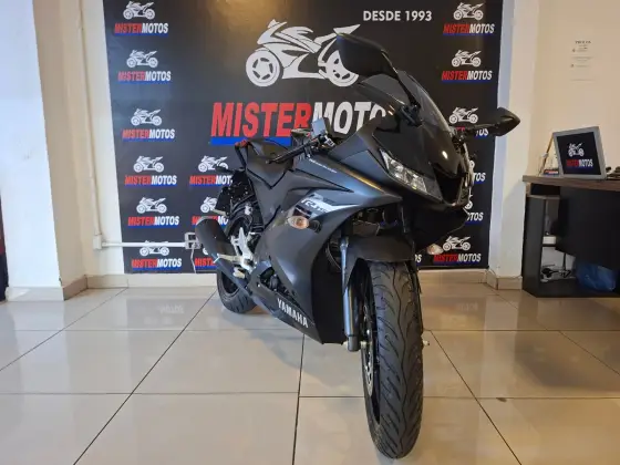 YAMAHA YZF R15 