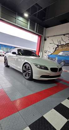 BMW-Z4-2.5 I6 GASOLINA SDRIVE23I AUTOMÁTICO BMW-Z4-2011