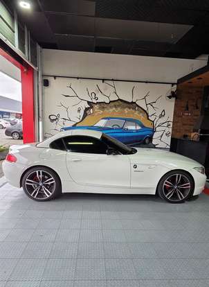 BMW-Z4-2011