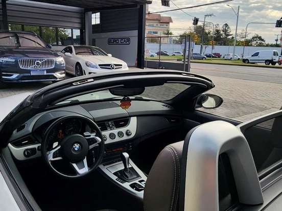 BMW-Z4-2.5 I6 GASOLINA SDRIVE23I AUTOMÁTICO BMW-Z4-2011