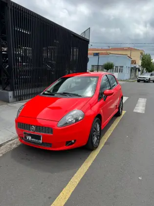 FIAT PUNTO 1.8 SPORTING 8V FLEX 4P MANUAL