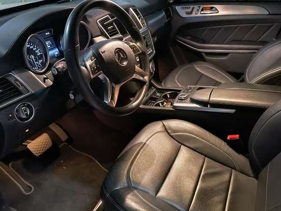 MERCEDES-BENZ-GL 500-2015