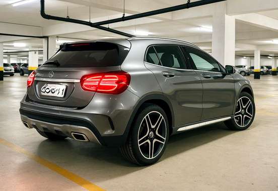 MERCEDES-BENZ-GLA 250-2017