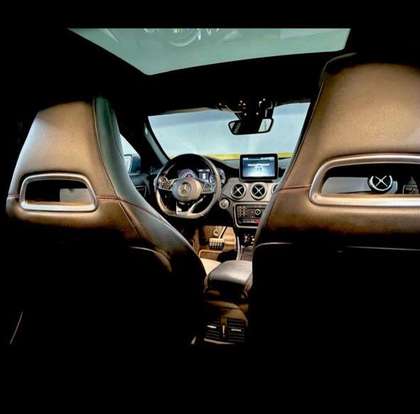 MERCEDES-BENZ-GLA 250-2017