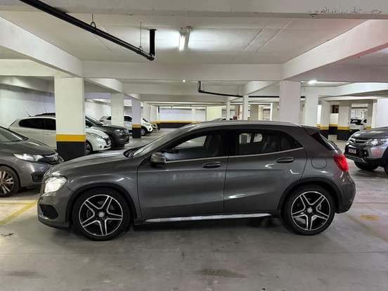 MERCEDES-BENZ-GLA 250-2.0 16V TURBO GASOLINA SPORT 4P 4MATIC AUTOMÁTICO MERCEDES-BENZ-GLA 250-2017