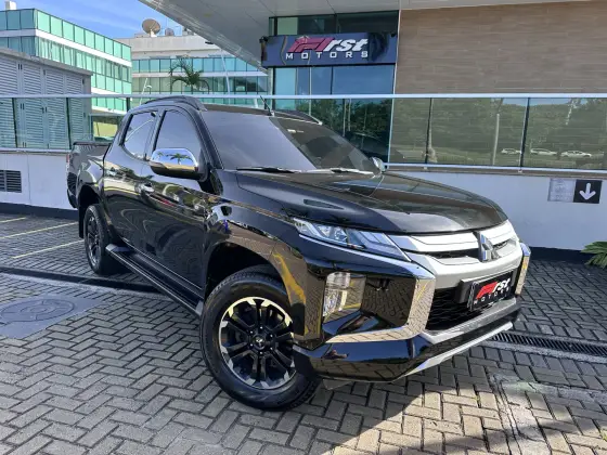MITSUBISHI L200 TRITON 2.4 16V TURBO DIESEL SPORT HPE CD 4P 4X4 AUTOMÁTICO