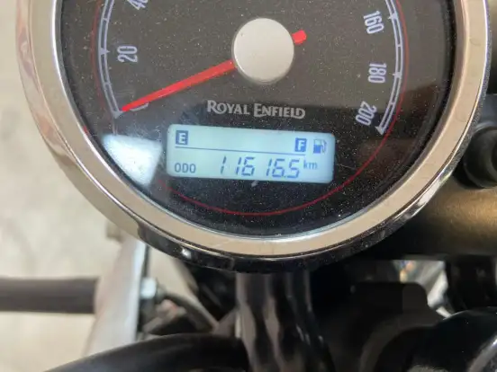 ROYAL ENFIELD-INTERCEPTOR-2022