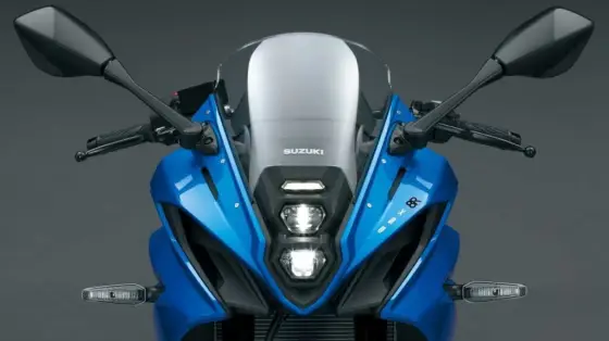 SUZUKI GSX-8R 