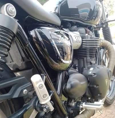 TRIUMPH-STREET TWIN-2017