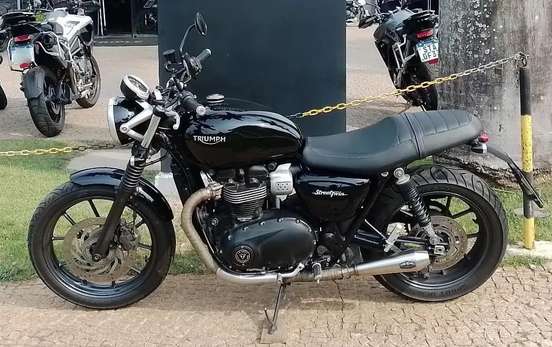 TRIUMPH-STREET TWIN-2017