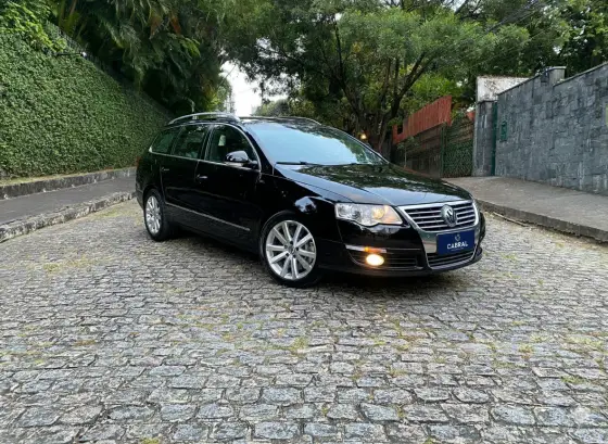 VOLKSWAGEN PASSAT 2.0 FSI COMFORTLINE VARIANT 16V TURBO GASOLINA 4P TIPTRONIC VOLKSWAGEN PASSAT 2.0 FSI COMFORTLINE VARIANT 16V TURBO GASOLINA 4P TIPTRONIC