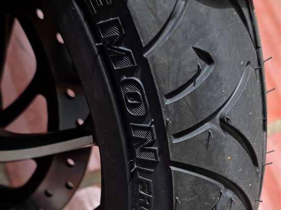 BAJAJ-DOMINAR 400 BAJAJ-DOMINAR 400-2024