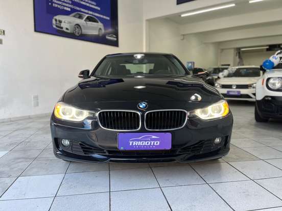 BMW-320i-2013