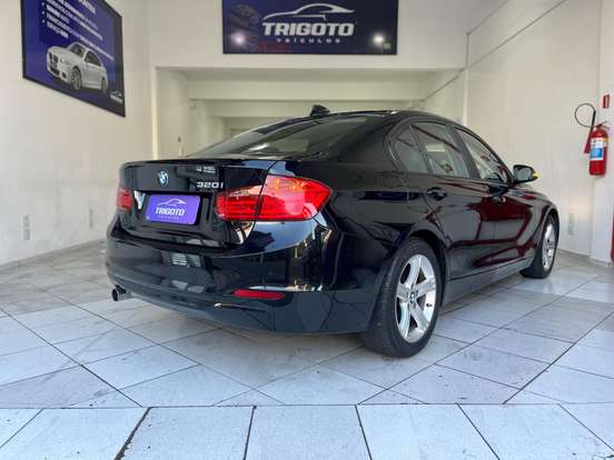 BMW-320i-2.0 16V TURBO ACTIVE FLEX 4P AUTOMÁTICO BMW-320i-2013