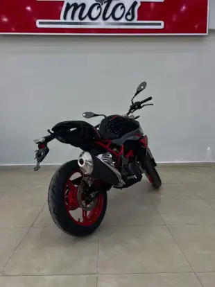 BMW-G 310 R-2025