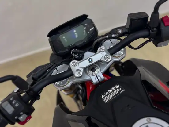 BMW-G 310 R BMW-G 310 R-2025