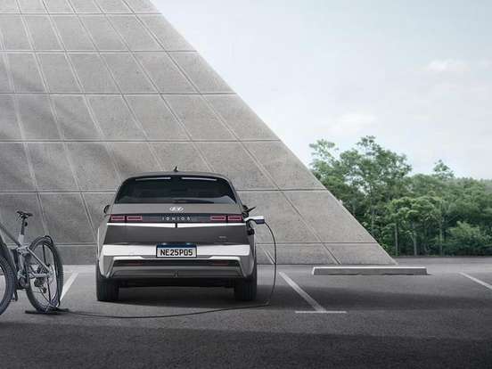 HYUNDAI-IONIQ 5-84 KW ELÉTRICO SIGNATURE AWD HYUNDAI-IONIQ 5-2025