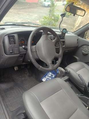 MITSUBISHI-L200-2008