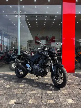 YAMAHA MT-03 ABS YAMAHA MT-03 ABS