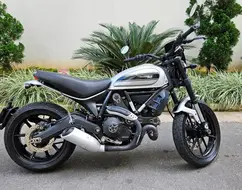 DUCATI SCRAMBLER ICON DUCATI SCRAMBLER ICON