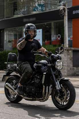 KAWASAKI-Z900RS-2019