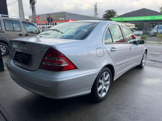 MERCEDES-BENZ-C 180-1.8 16V GASOLINA 4P AUTOMÁTICO MERCEDES-BENZ-C 180-2004