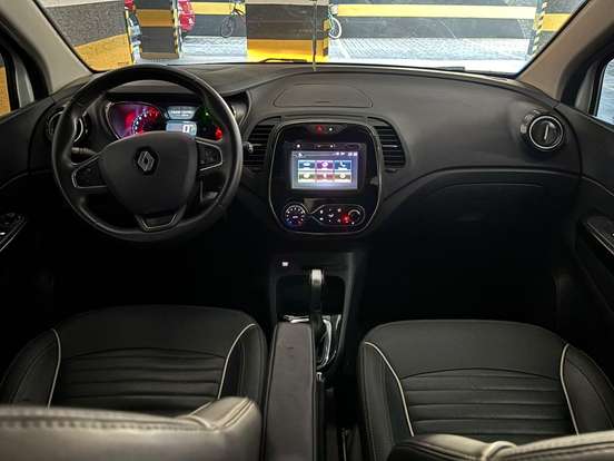 RENAULT-CAPTUR-2018