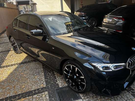 BMW-320i-2025