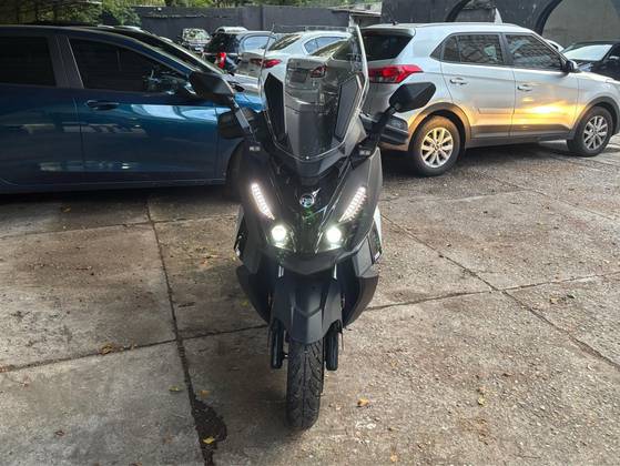 DAFRA CRUISYM 300 