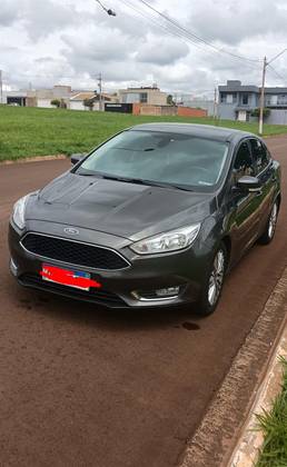 FORD FOCUS 2.0 SE PLUS FASTBACK 16V FLEX 4P POWERSHIFT