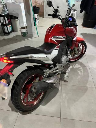 HONDA CB TWISTER ABS 