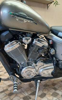 HONDA-SHADOW 600C VT-2001