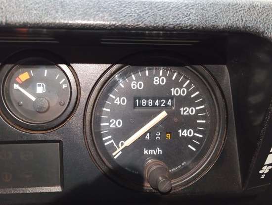 LAND ROVER-DEFENDER-1996