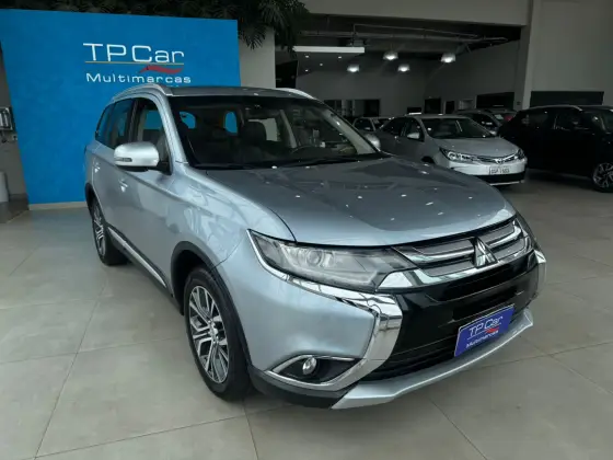 MITSUBISHI OUTLANDER 2.0 COMFORT 16V GASOLINA 4P AUTOMÁTICO