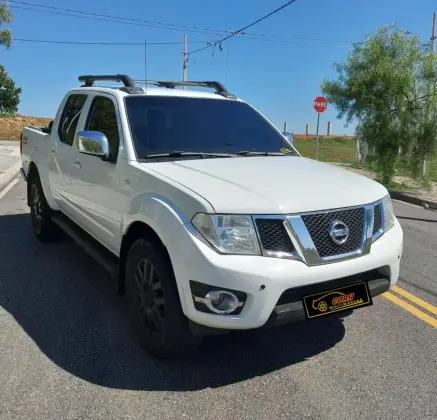NISSAN FRONTIER 2.5 SL 4X4 CD TURBO ELETRONIC DIESEL 4P AUTOMÁTICO