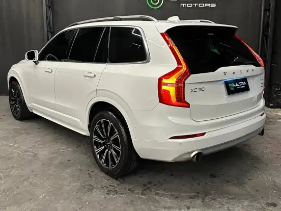 VOLVO-XC90-2.0 D5 DIESEL MOMENTUM AWD GEARTRONIC VOLVO-XC90-2017