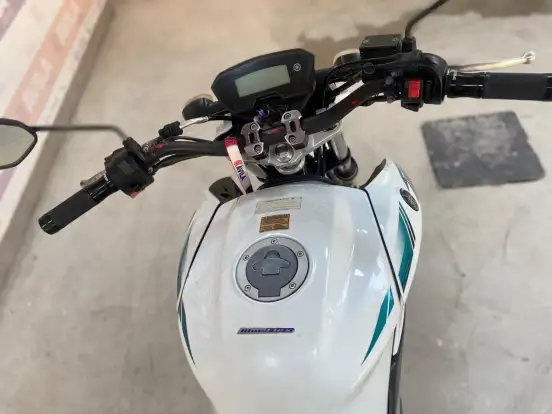 YAMAHA-YS 250 FAZER-2015