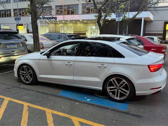 AUDI-A3-2019