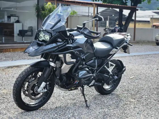 BMW R 1250 GS PREMIUM TRIPLE BLACK BMW R 1250 GS PREMIUM TRIPLE BLACK