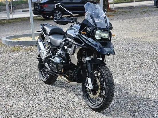 BMW-R 1250 GS PREMIUM TRIPLE BLACK BMW-R 1250 GS PREMIUM TRIPLE BLACK-2023