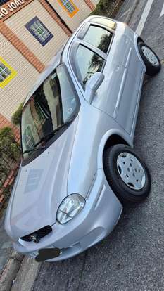 CHEVROLET-CORSA-2001