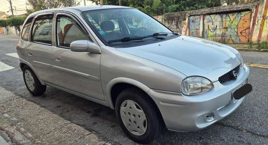 CHEVROLET-CORSA-2001