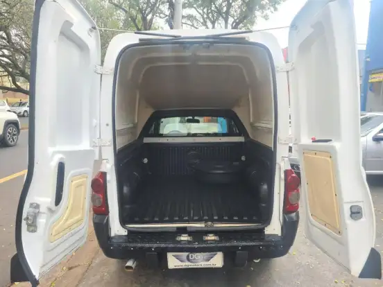 CHEVROLET-MONTANA-2010