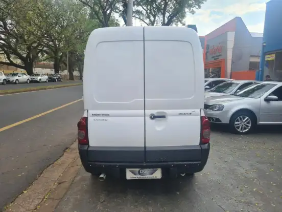 CHEVROLET-MONTANA-1.4 MPFI COMBO FURGÃO 8V ECONO FLEX 2P MANUAL CHEVROLET-MONTANA-2010