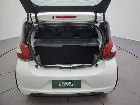 /en/city/cate-car-used-car/fiat-mobi-2024-1-0-evo-flex-like-manual-43837958946620416/-9