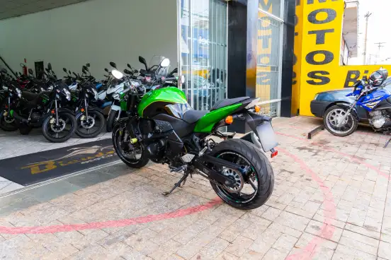 KAWASAKI-Z-750 KAWASAKI-Z-750-2012